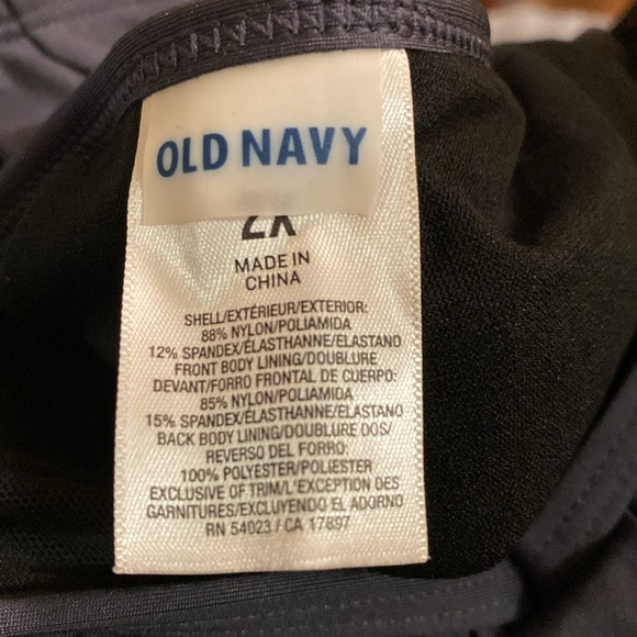 NWOT Old Navy Black One Piece Swimsuit, 2X, bra padding isn’t removable, support - Picture 10 of 11